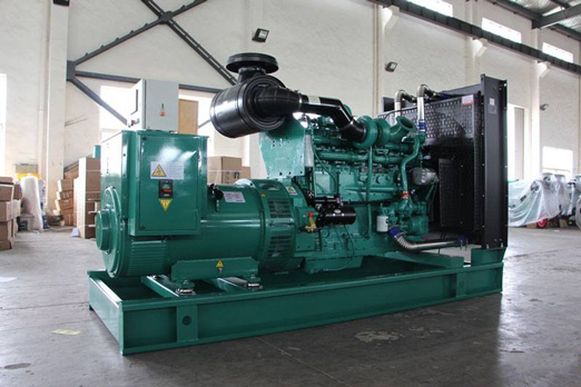 安龙320kw康明斯柴油发电车出租组图片 安龙320kw康明斯柴油发电车出租组图片